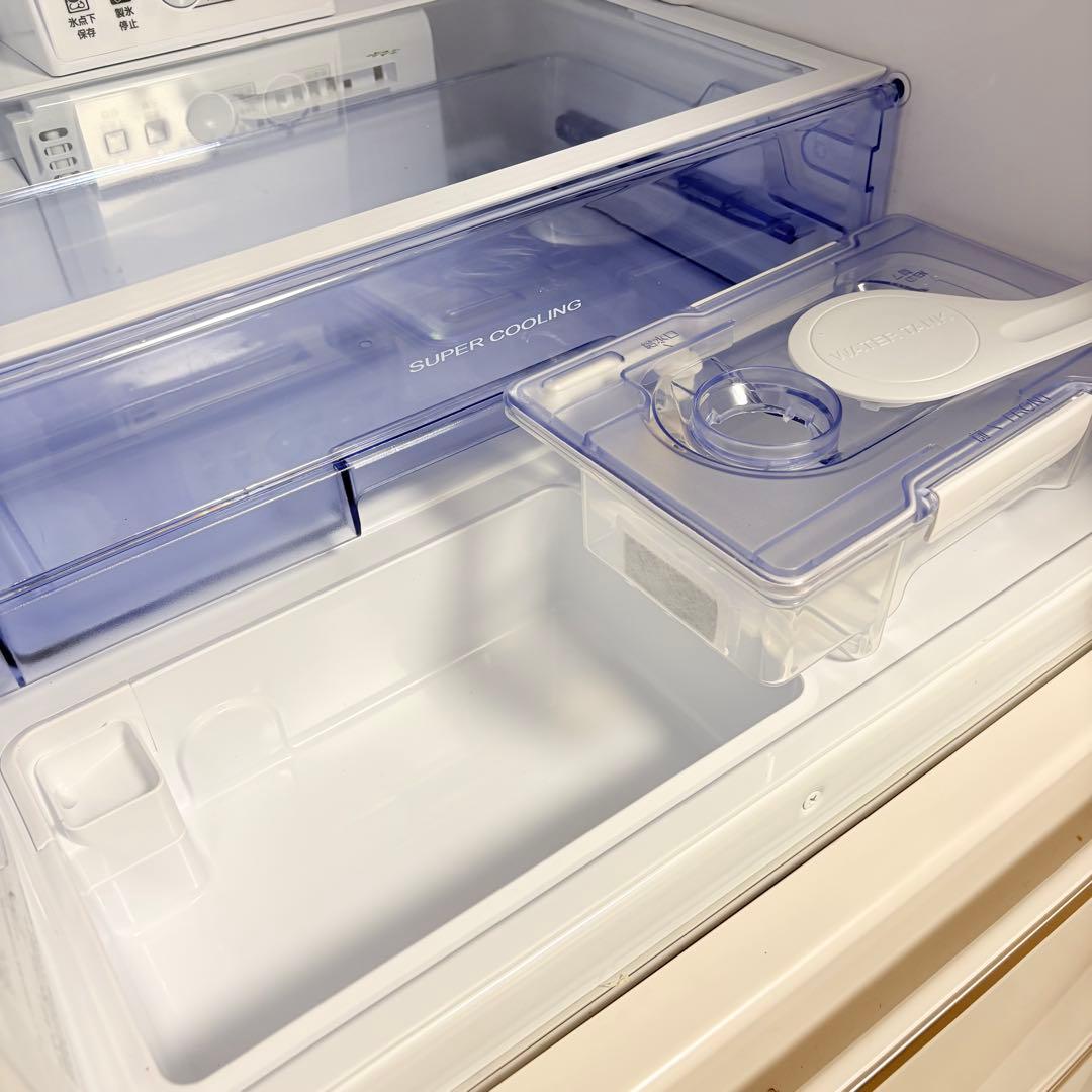 美品☆2024年製 三菱電機 3ドア冷蔵庫 272L MR-CX27K-W