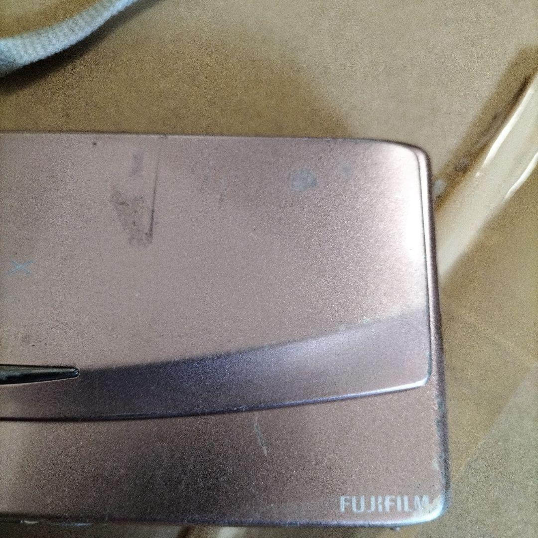 動作未確認 デジカメ　FUJIFILM FINEPIX Z950EXR　Z110