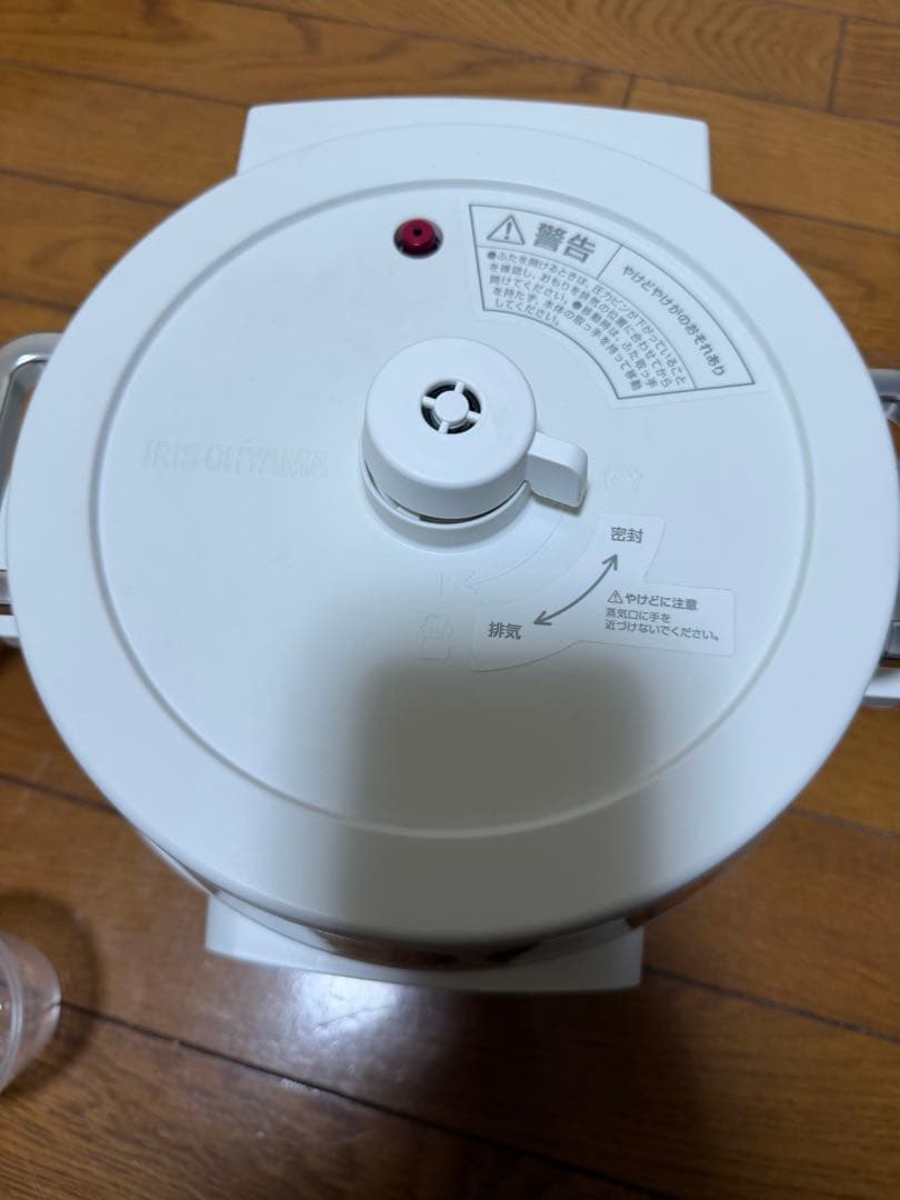 新品、未使用 IRIS OHYAMA 電気圧力鍋 PC-MA2-W 2.2L