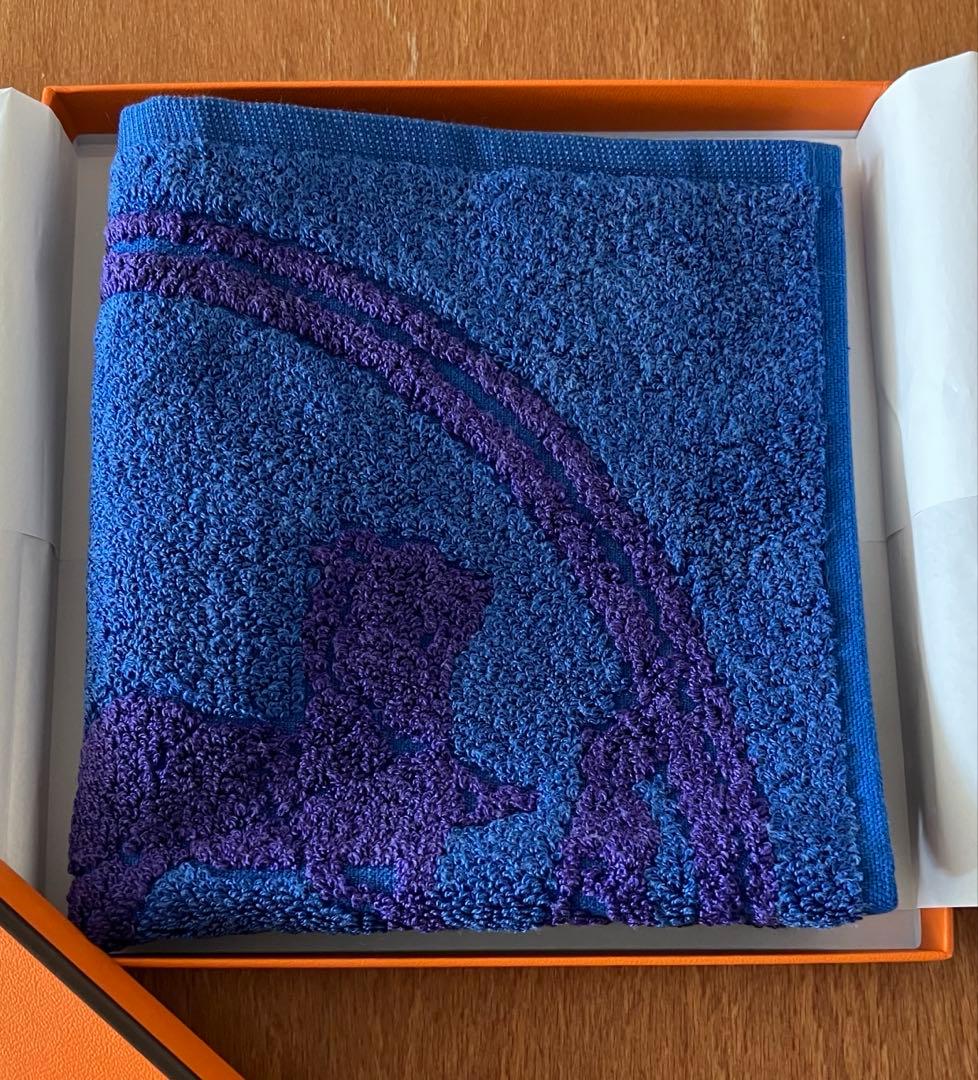 HERMES　エルメス タオルハンカチ