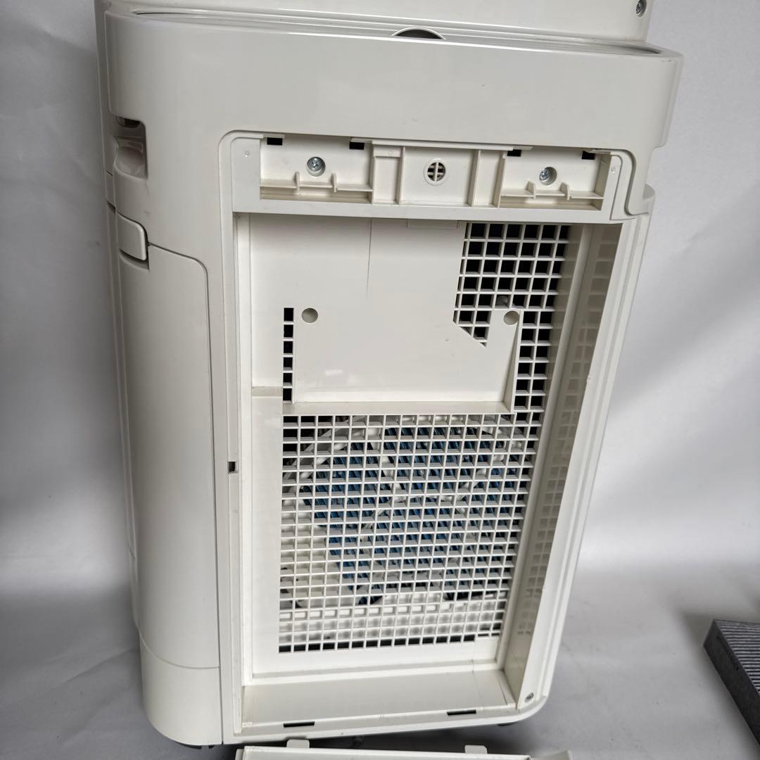 SHARP 空気清浄機 ホワイト　KC E40Ｗ