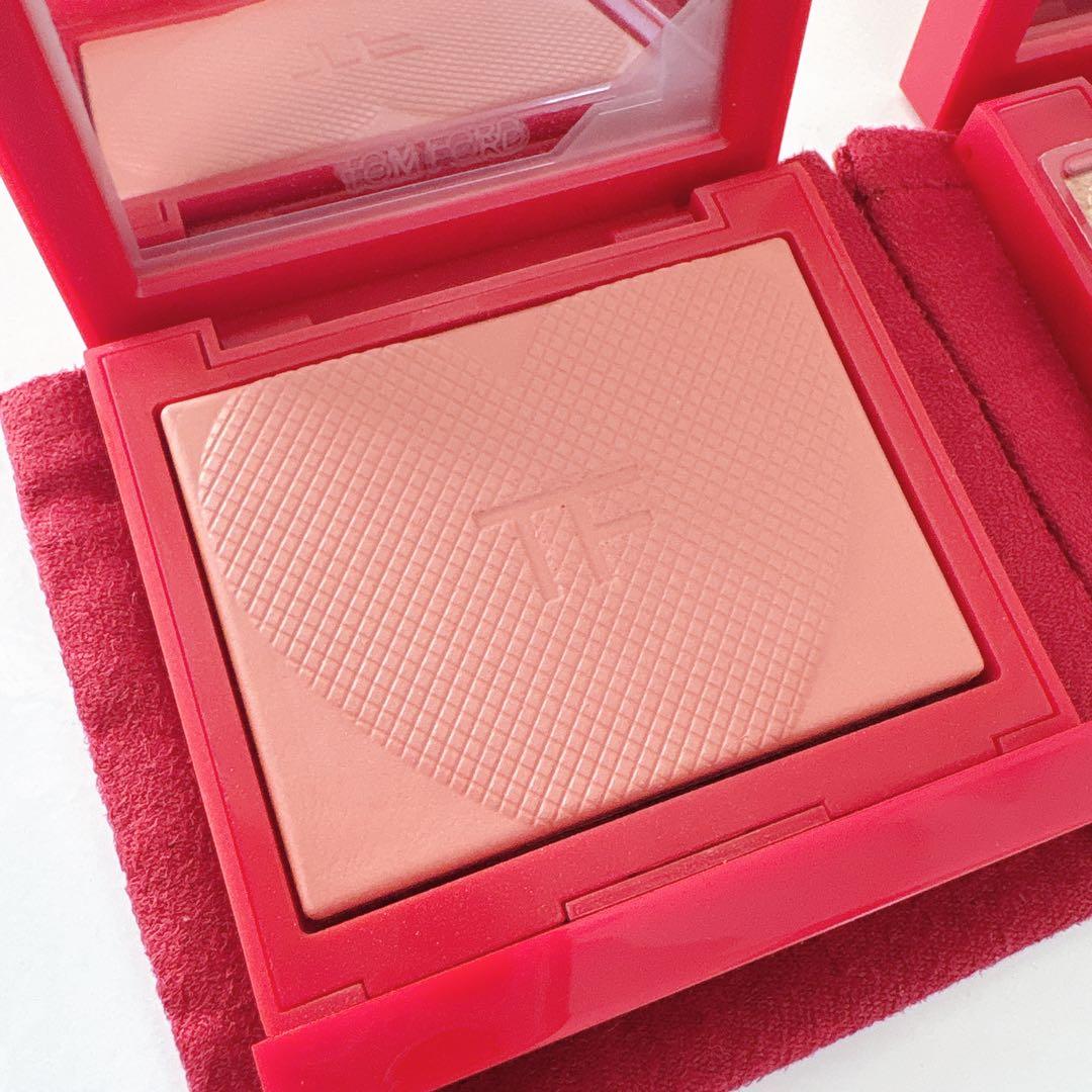 TOM FORD アイカラークォード　ハネムーン　チーク　ハート　限定カラー