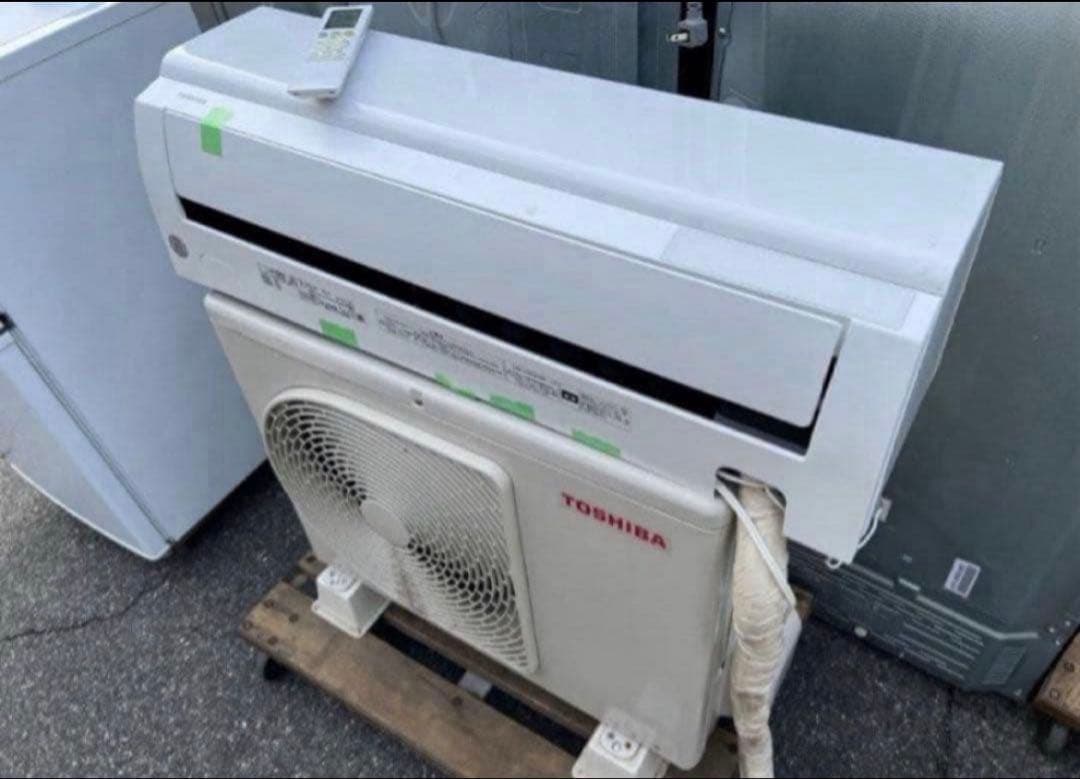 【高年式】2020年式 2.2kw 東芝 エアコン RAS-G221M (W)