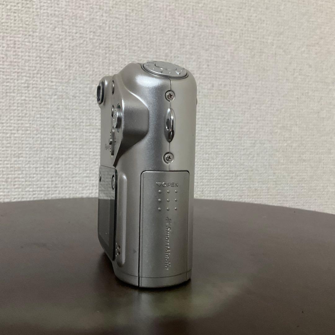 デジタルカメラ FUJIFILM FinePix F601