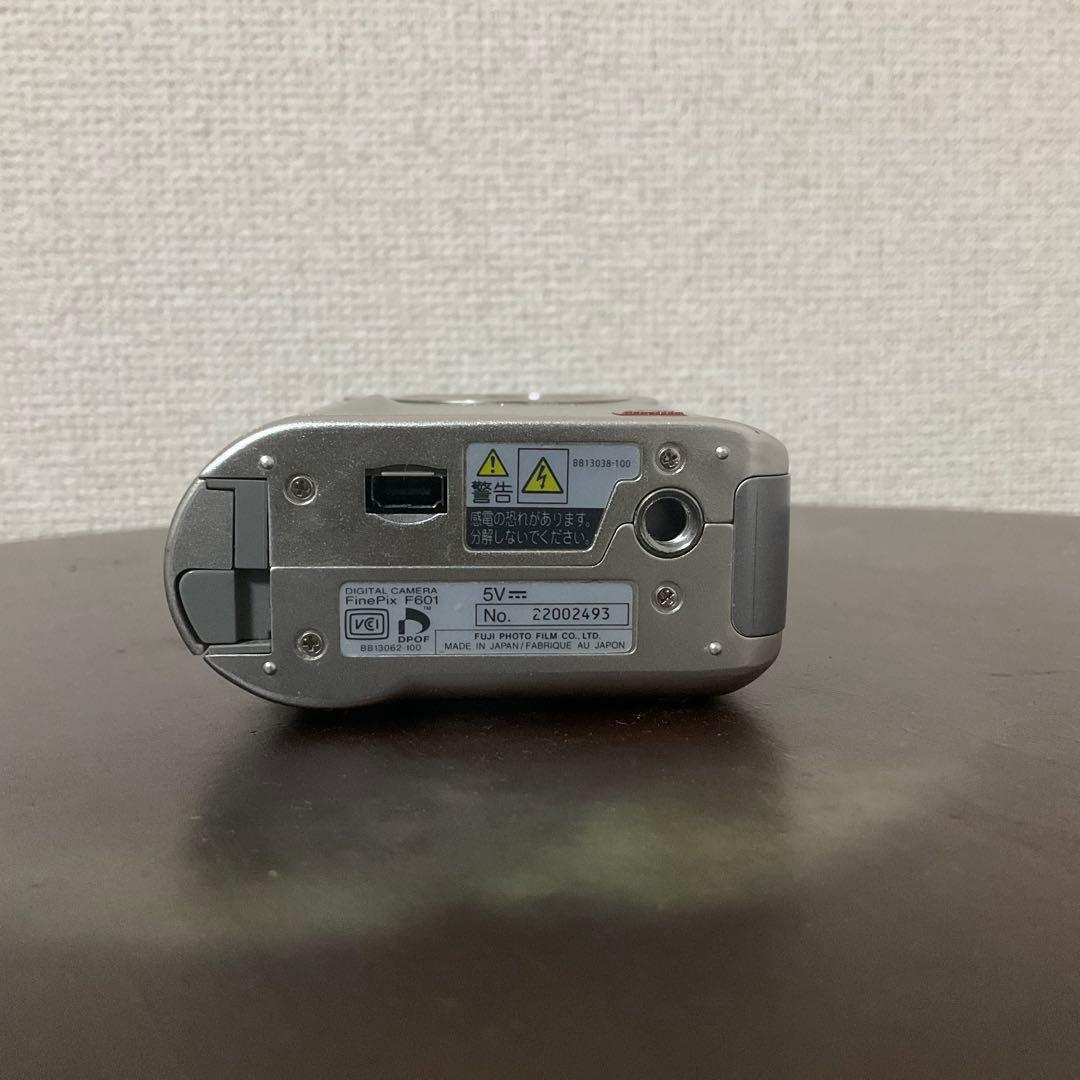デジタルカメラ FUJIFILM FinePix F601