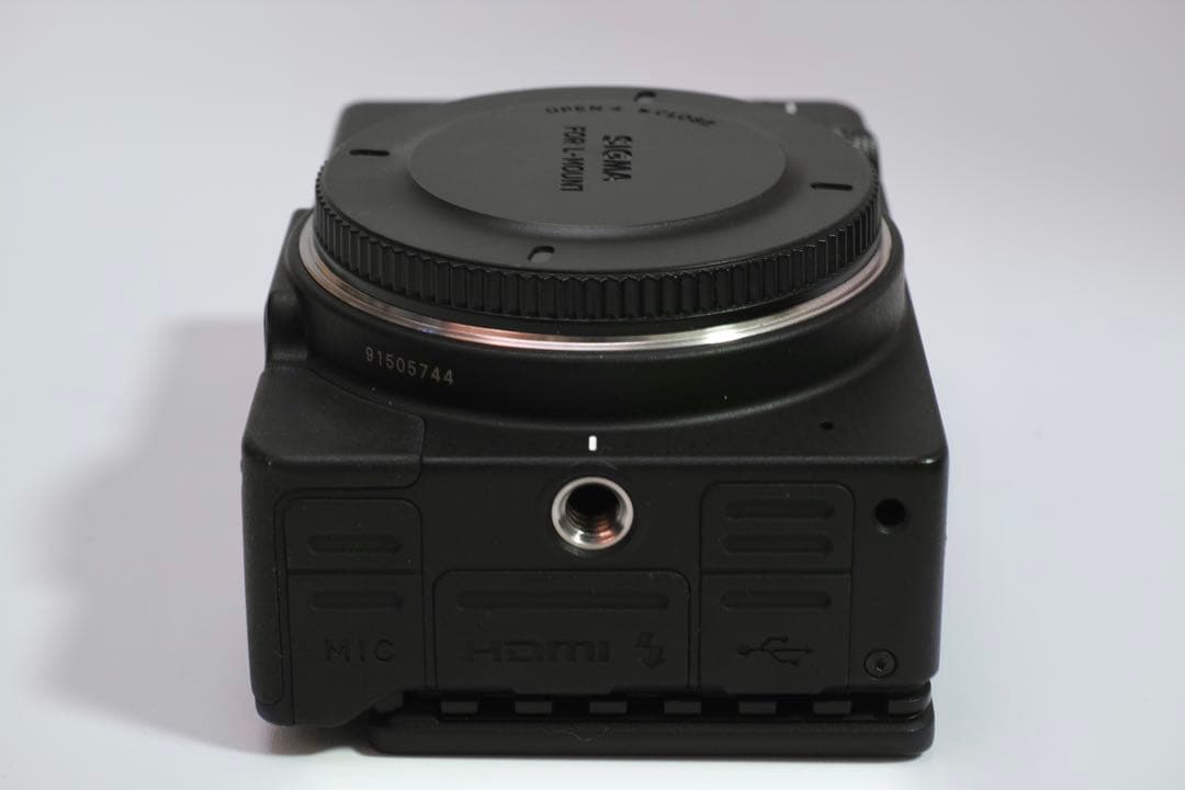 SIGMA fp L 本体 美品 HG-11付 純正付属品あり