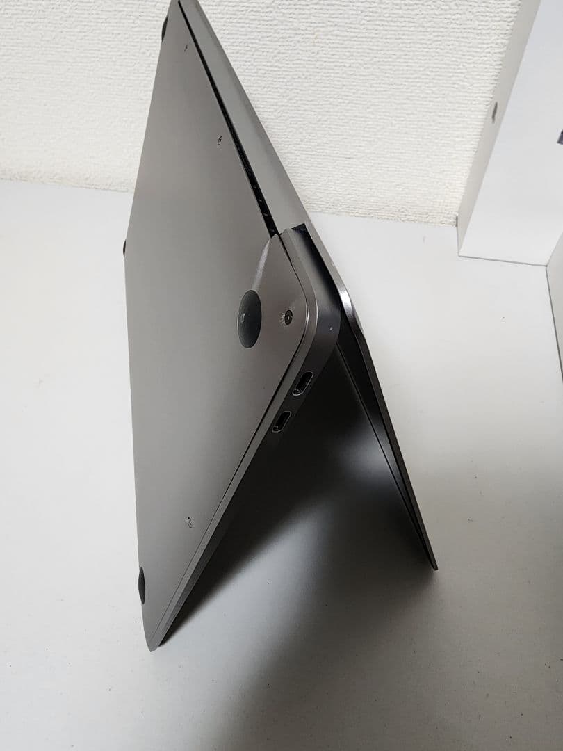 美品　上位モデル　Macbook Air 2020 i7/16GB/512GB