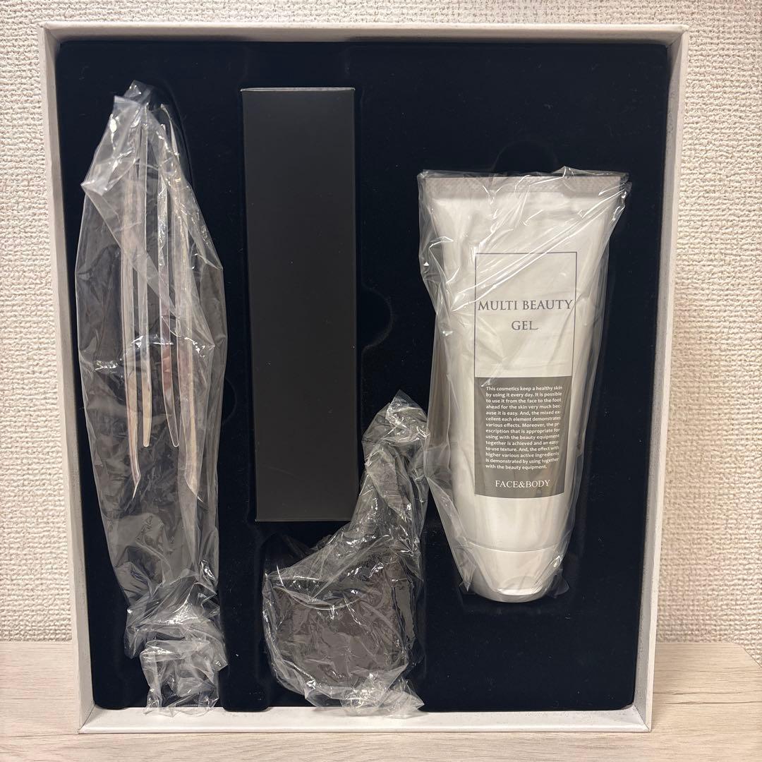 ✨極美品✨PYR KNIGHT 美顔器　パラナイト