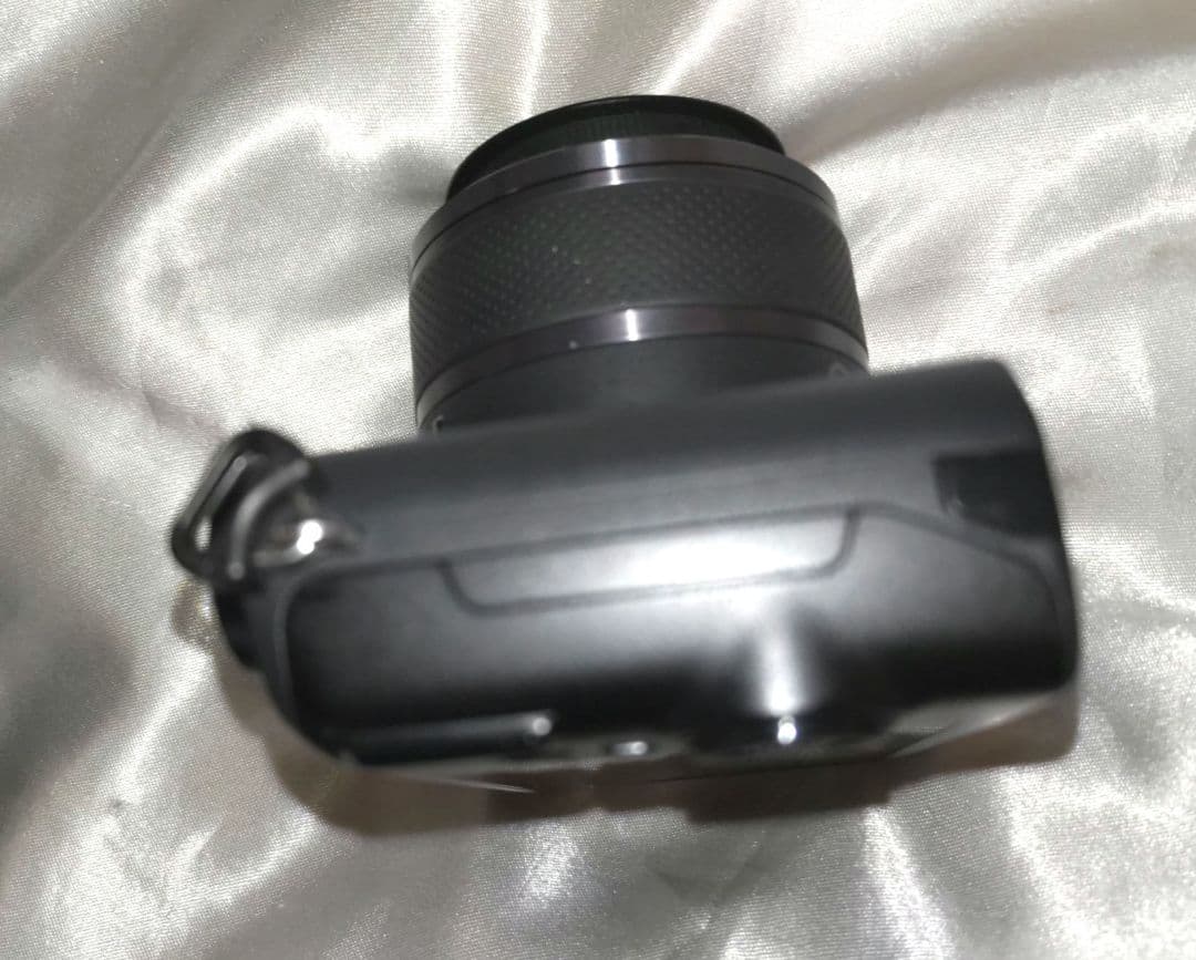 Nikon 1 J3　ショット数1975 ミラーレス一眼レフカメラ レンズ