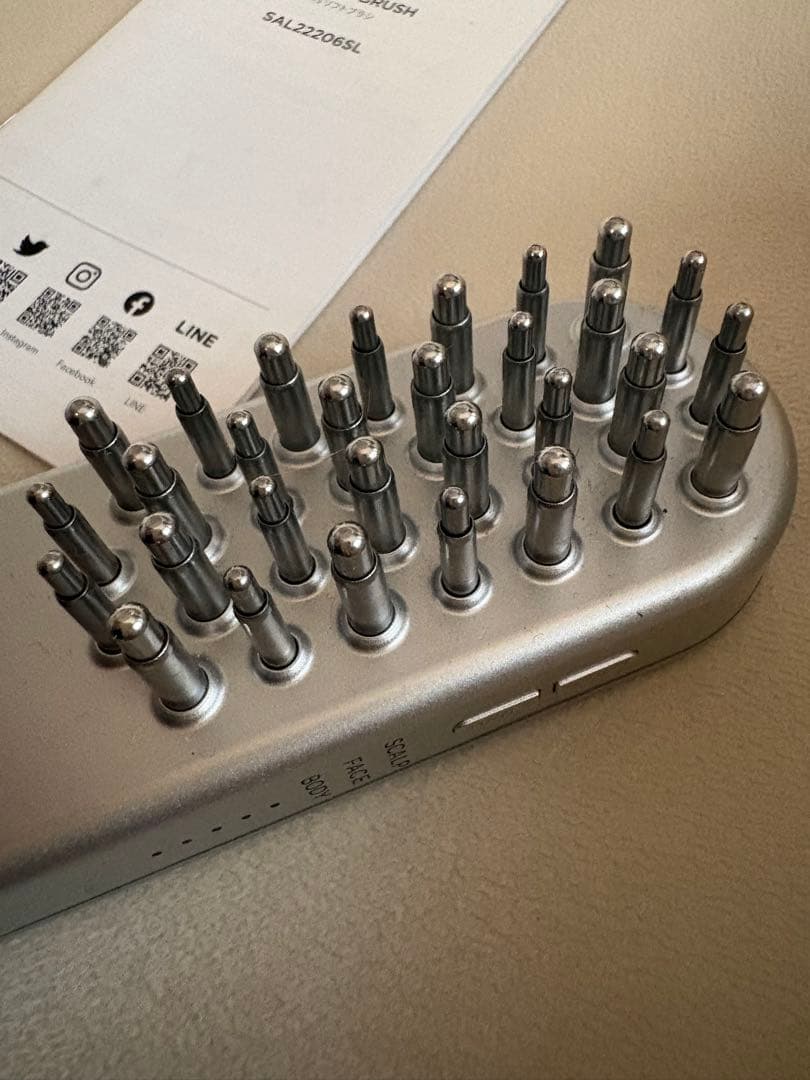 SALONIA EMS LIFT BRUSH サロニア　美顔器