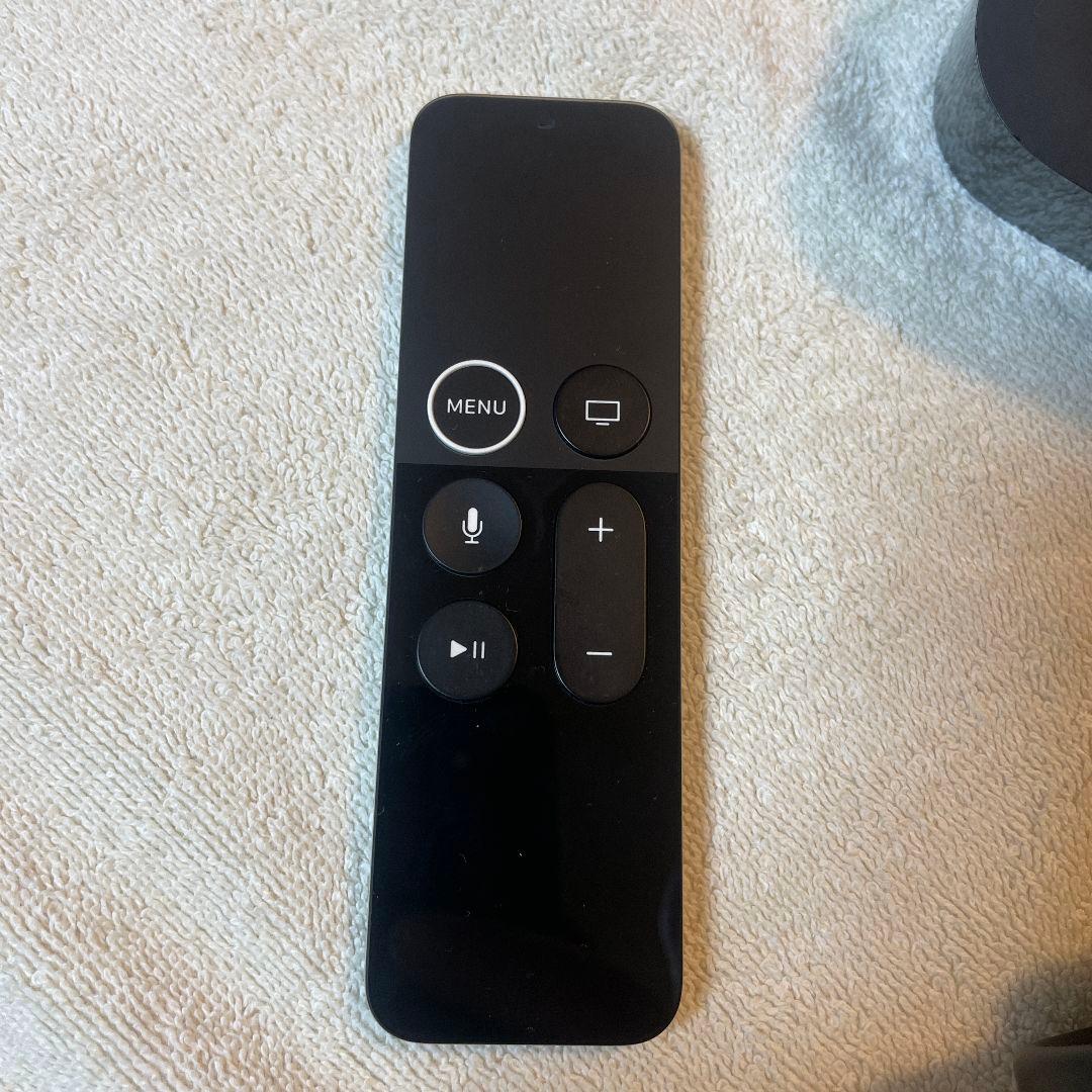 Apple TV4K第一世代 64GB 本体.電源コードリモコン付き