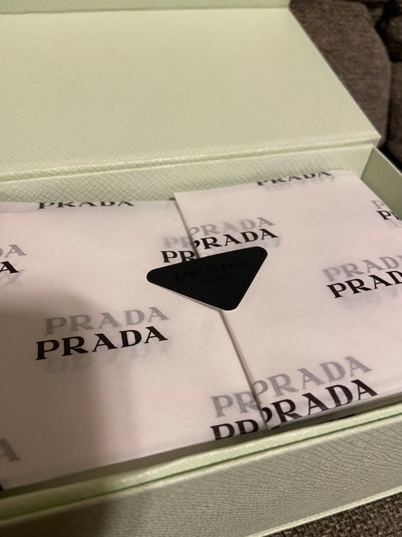PRADA プラダ リップ バーム オプティマイジング ケア
