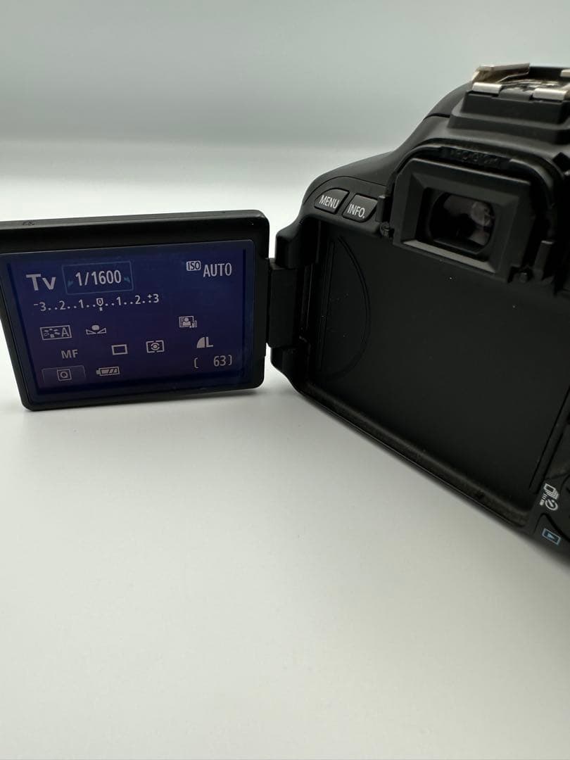 【極美品】Canon Kiss X5 ダブルズーム 純正リモート付