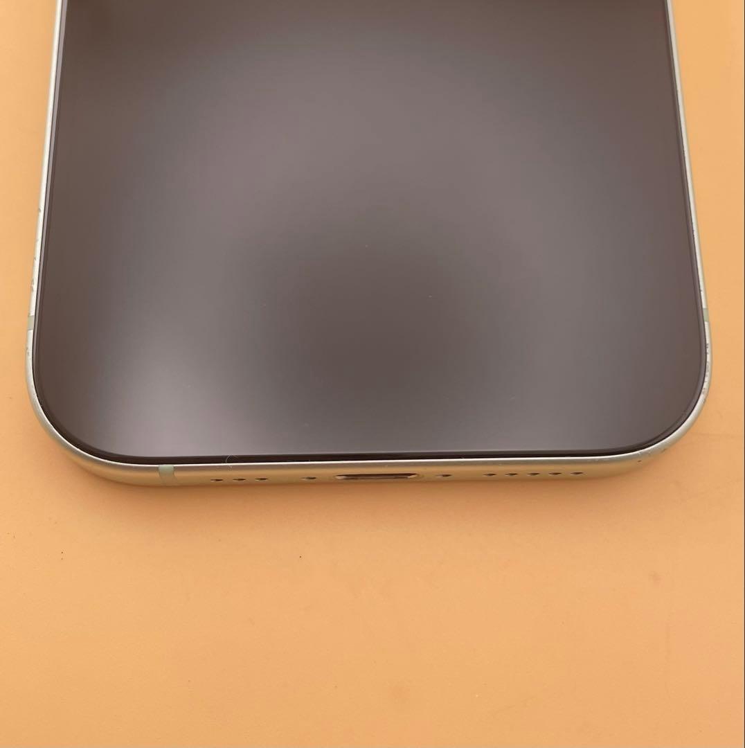 iphone 15 128GB グリーン　SIMフリー　バッテリー86％