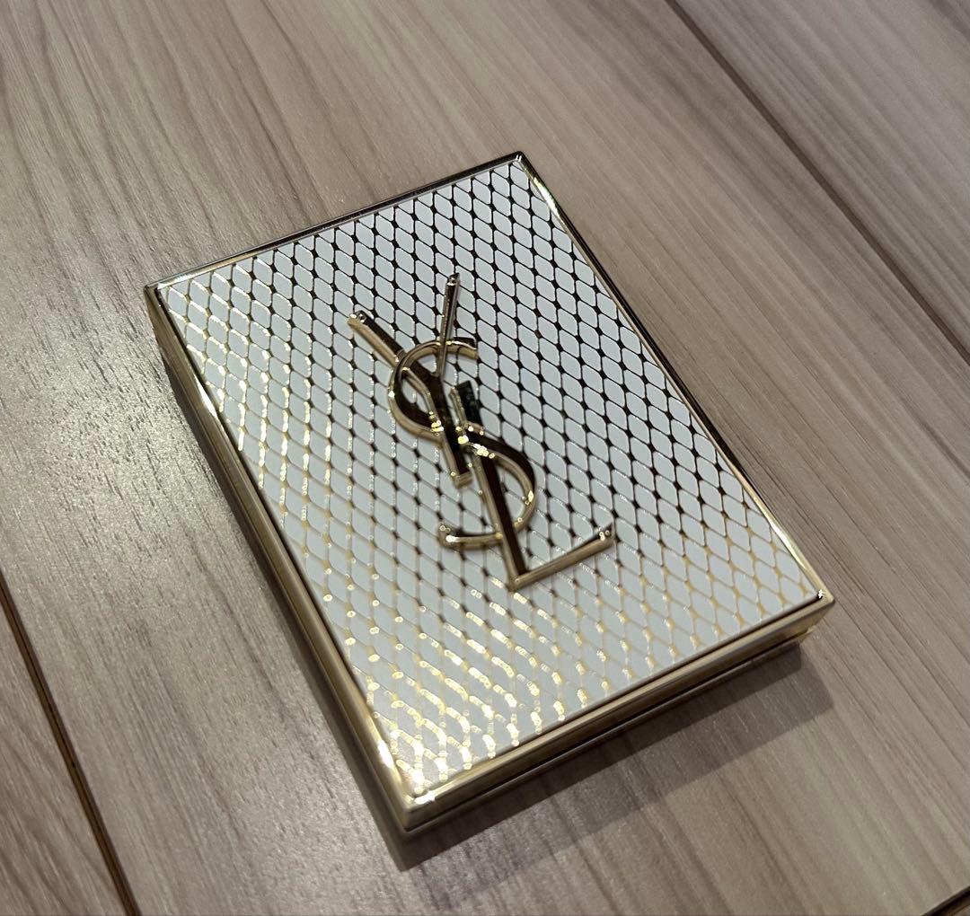 YSL クチュールクラッチ 024 ゴールデンレース　アイシャドウパレット