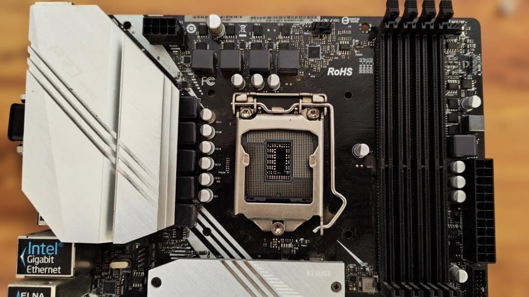 ASRock B365M PRO4 マザーボード Windows11動作確認済み