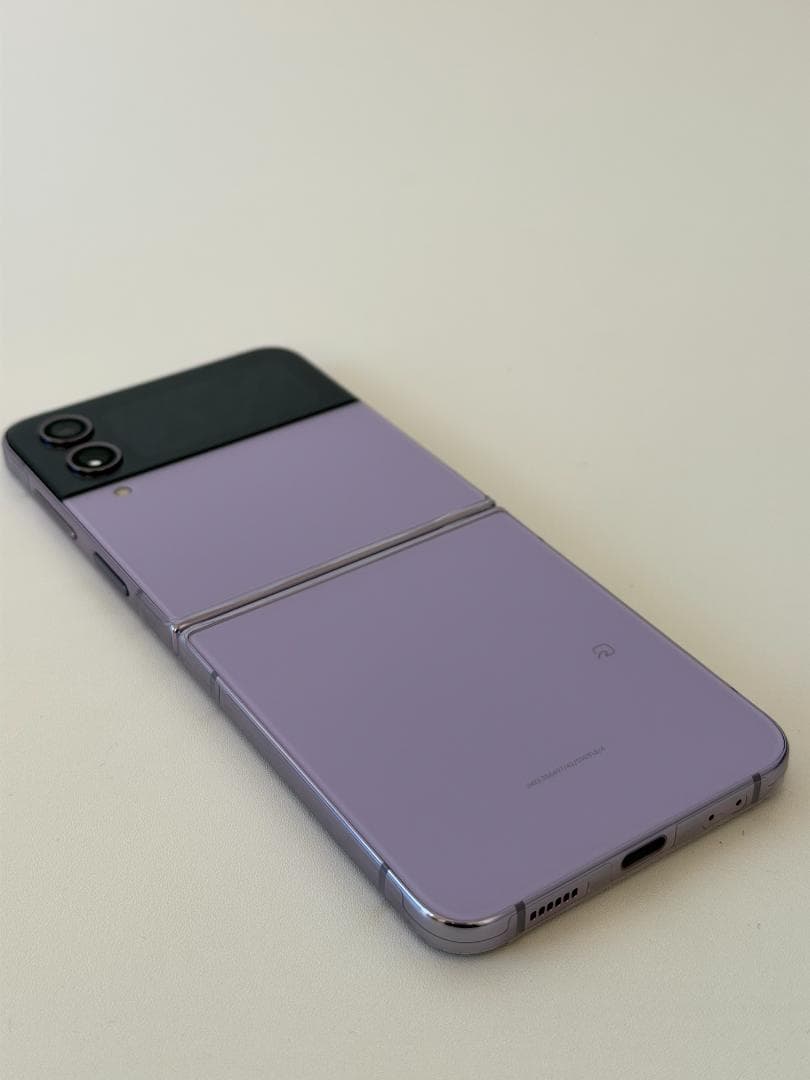 Samsung Galaxy Z Flip4 パープル/ブラック 箱付き