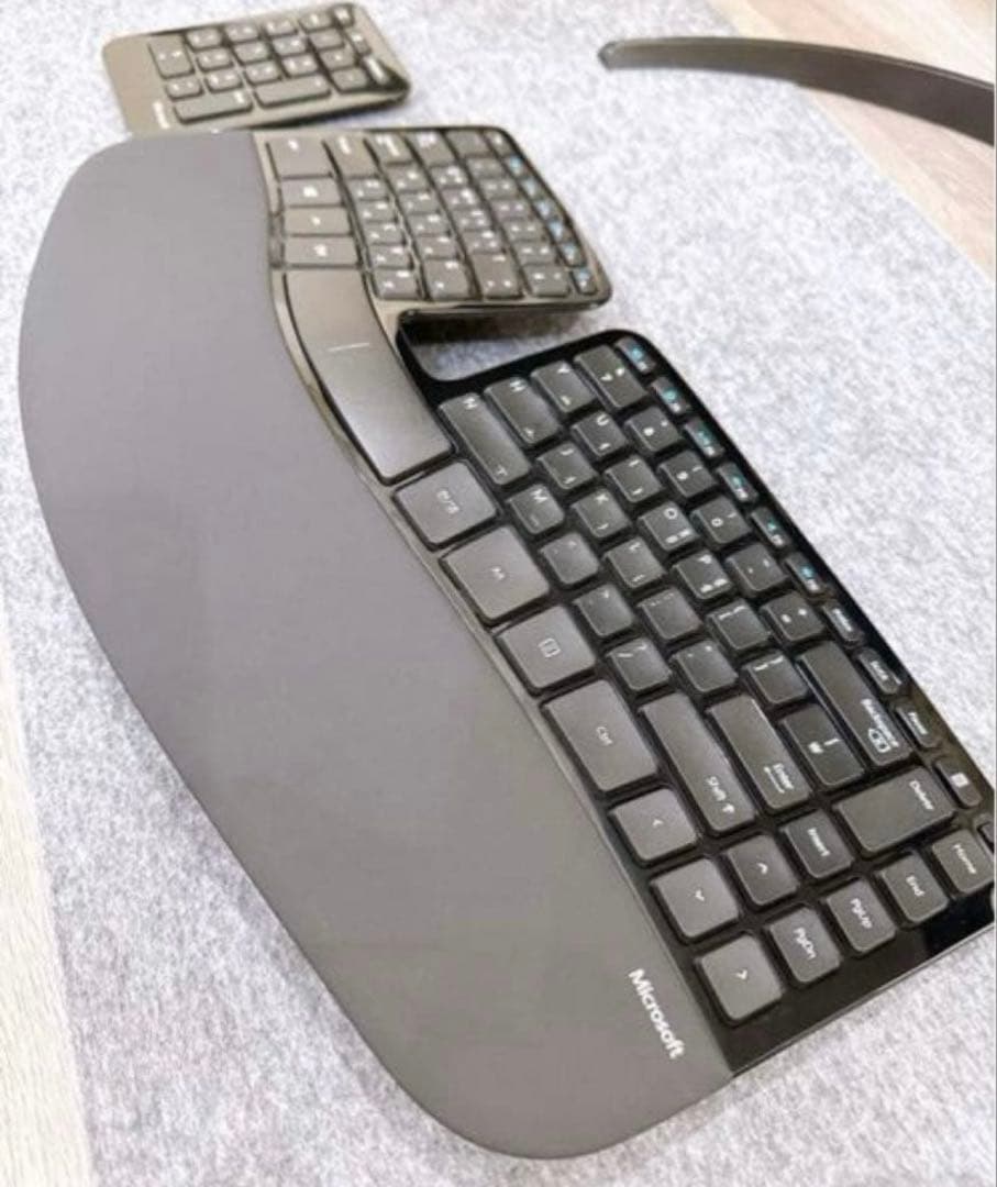 最終値下げ　韓国語キーボード　エルゴノミック キーボードマウス テンキー セット