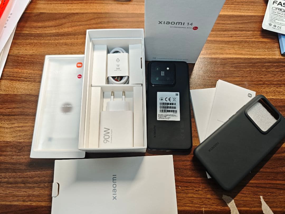Xiaomi14 無印グローバル版 付属品完備