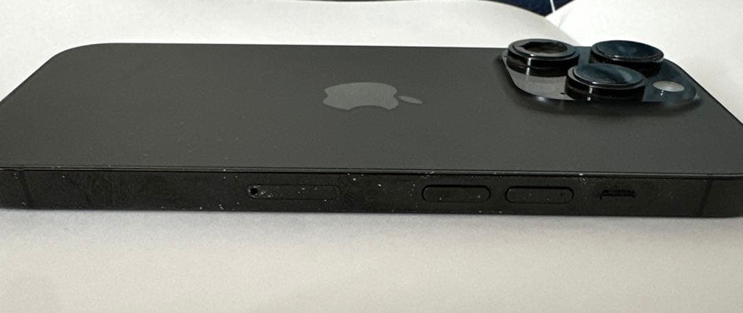 “最安値”　Apple iPhone 14 Pro 256gb