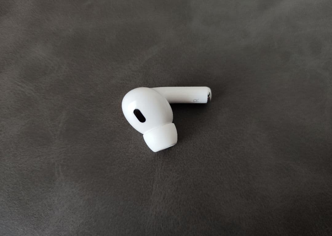 美品 AirPods Pro 第2世代 Lightning 右 R