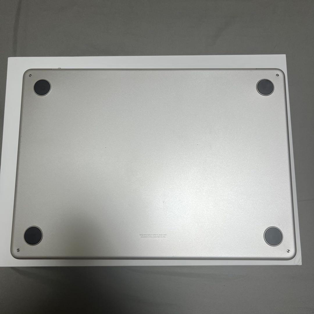 MacBook Air M2 2022 8GB/256GB 箱付き美品