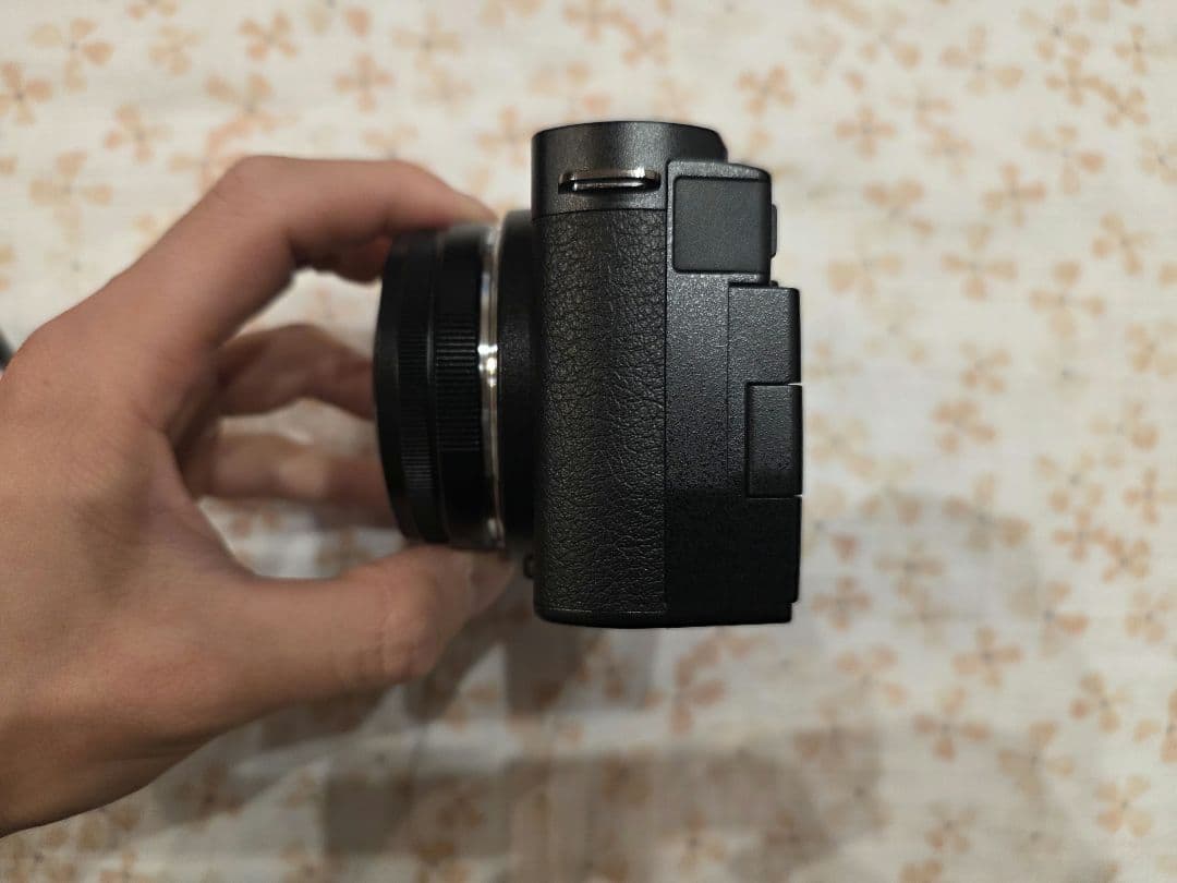 LUMIX S9 レンズキット 18-40mm Smallrig外付けグリップ付