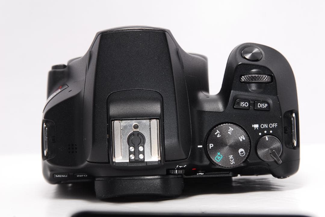 ✨Bluetooth搭載 美品✨Canon Kiss X10 ダブルレンズセット