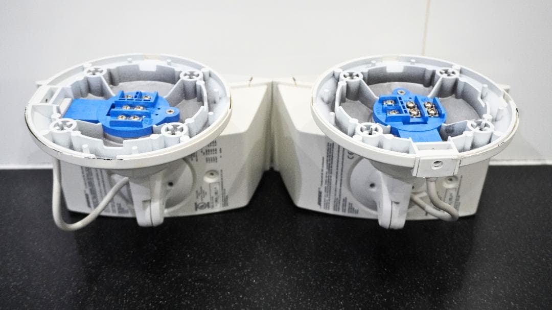 【良品】BOSE スピーカー DS16SW ＋ オプションブラケットペア