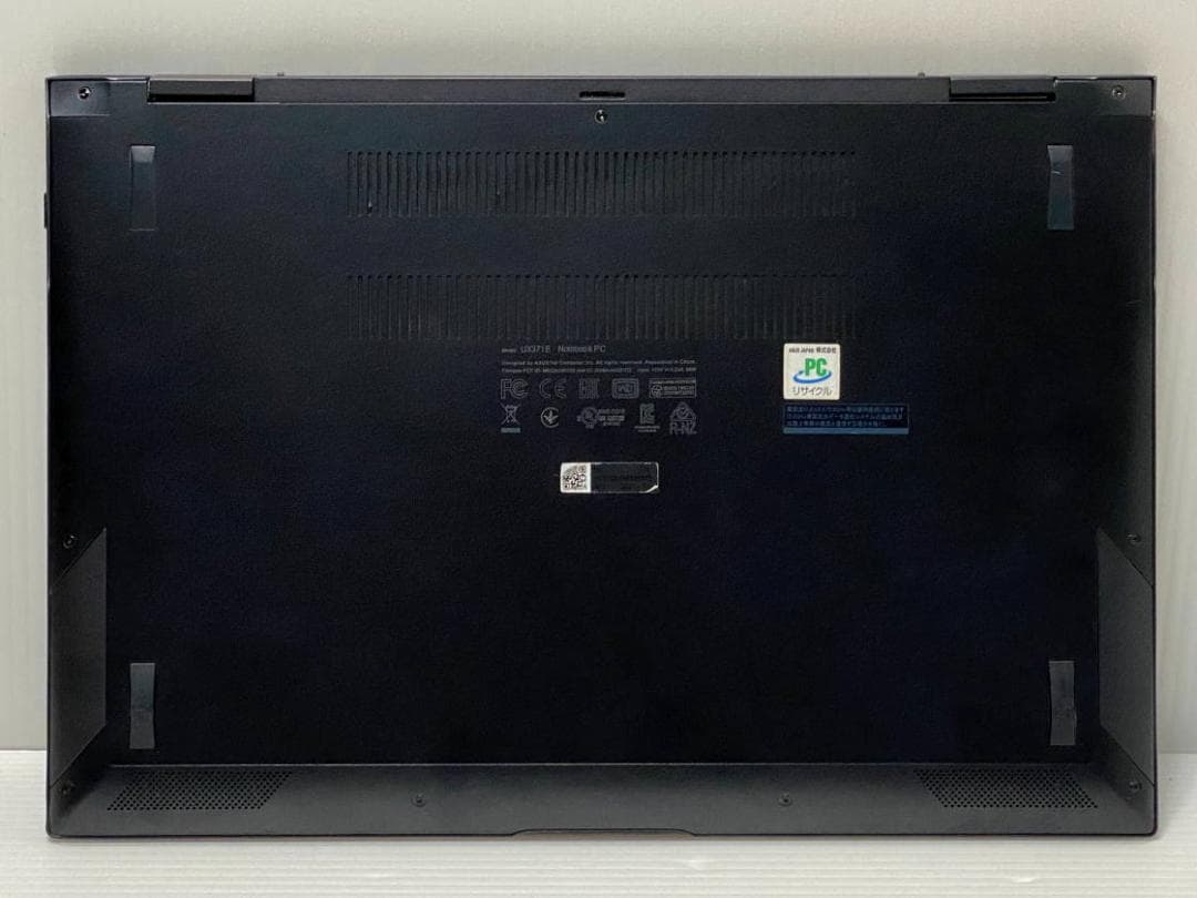 第11世代Core i7 ASUS ZenBook Flip S UX371EA