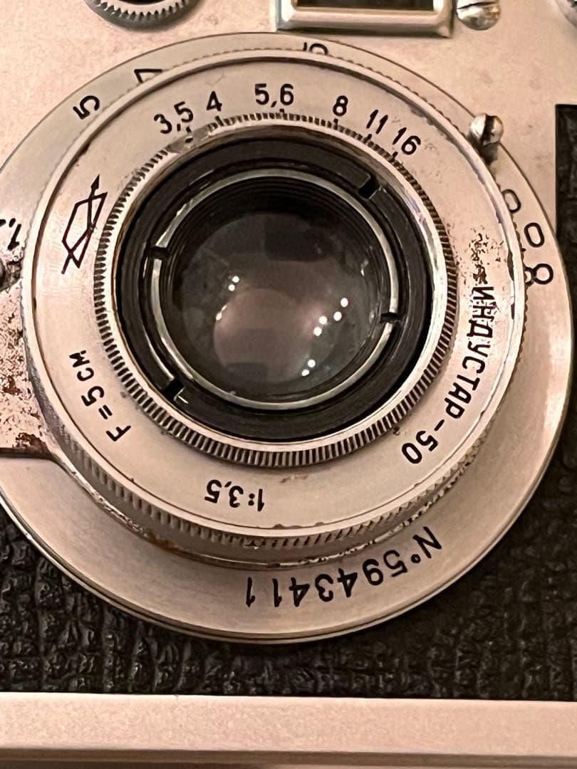 Leica IIIc 戦後モデル INDUSTAR-50 5cm 革ケース付