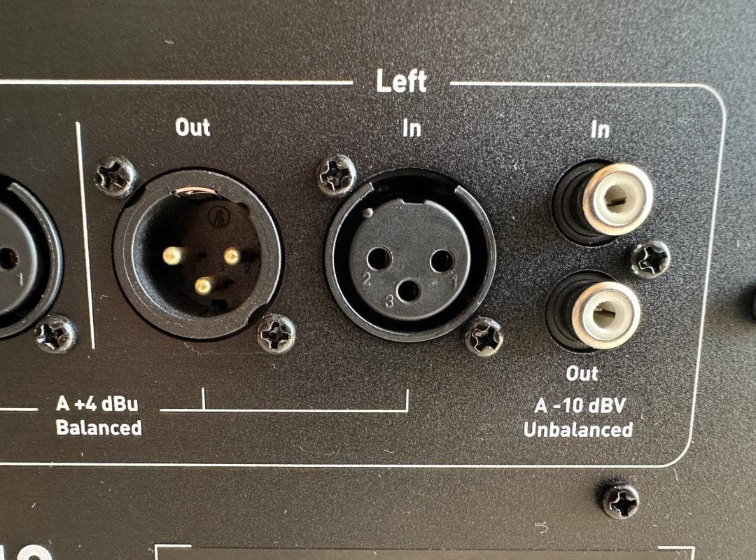 ADAM AUDIO T10S サブウーファー
