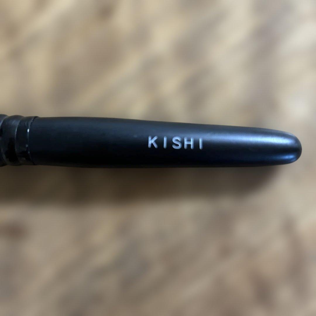 KISHIブラシ ファンデーション・コンシーラブラシ ヘアメイクの化け子