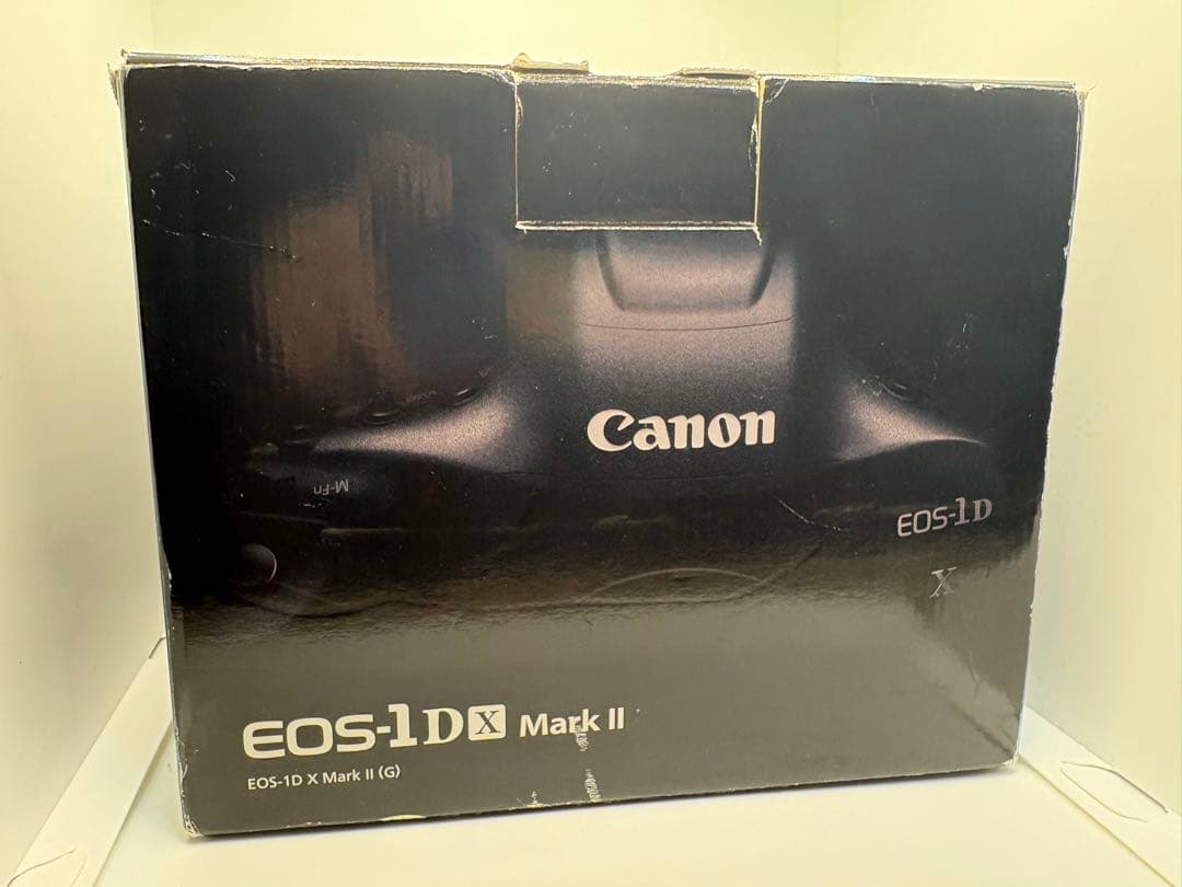 1DX Mark II ボディ（箱あり、CFカード2枚付き）