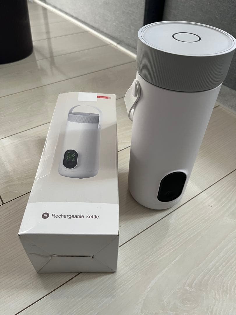 沸騰電気ケトル　コードレス　ワイヤレス　1度のみの使用　※蓋無し注意