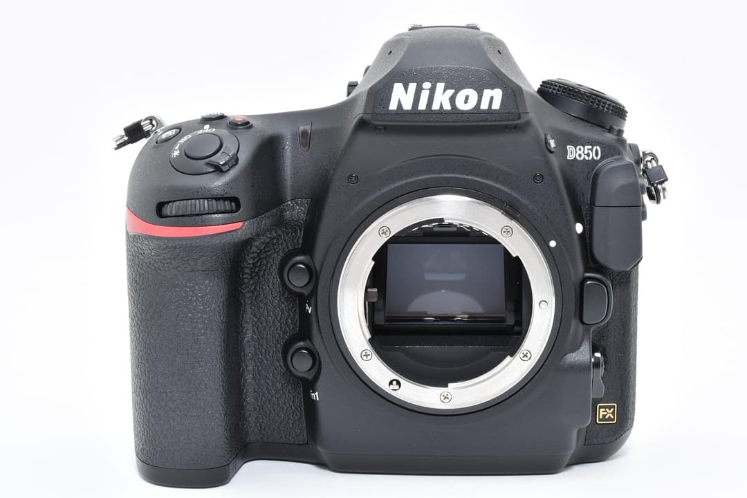 ■ほぼ新品■ ニコン D850 デジタル一眼 #D140