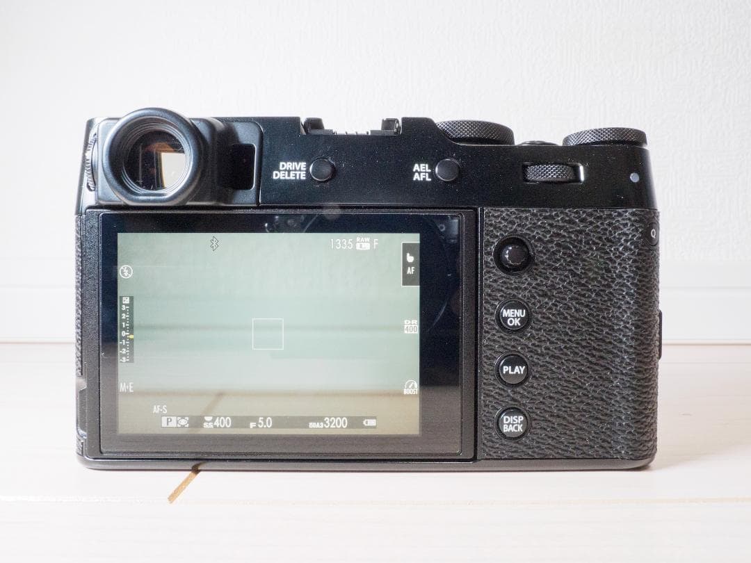 新品同様 FUJIFILM X100V ブラック ショット1480回 おまけ付き