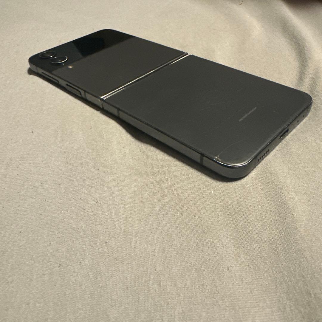 Android Galaxy Flip 4 128GB SiMフリー