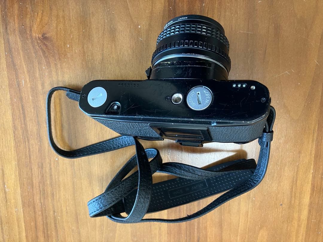ペンタックスME 一眼レフカメラ　レンズ、ケース、ストラップ付　中古品