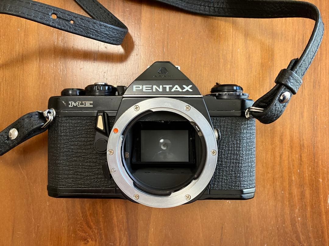 ペンタックスME 一眼レフカメラ　レンズ、ケース、ストラップ付　中古品