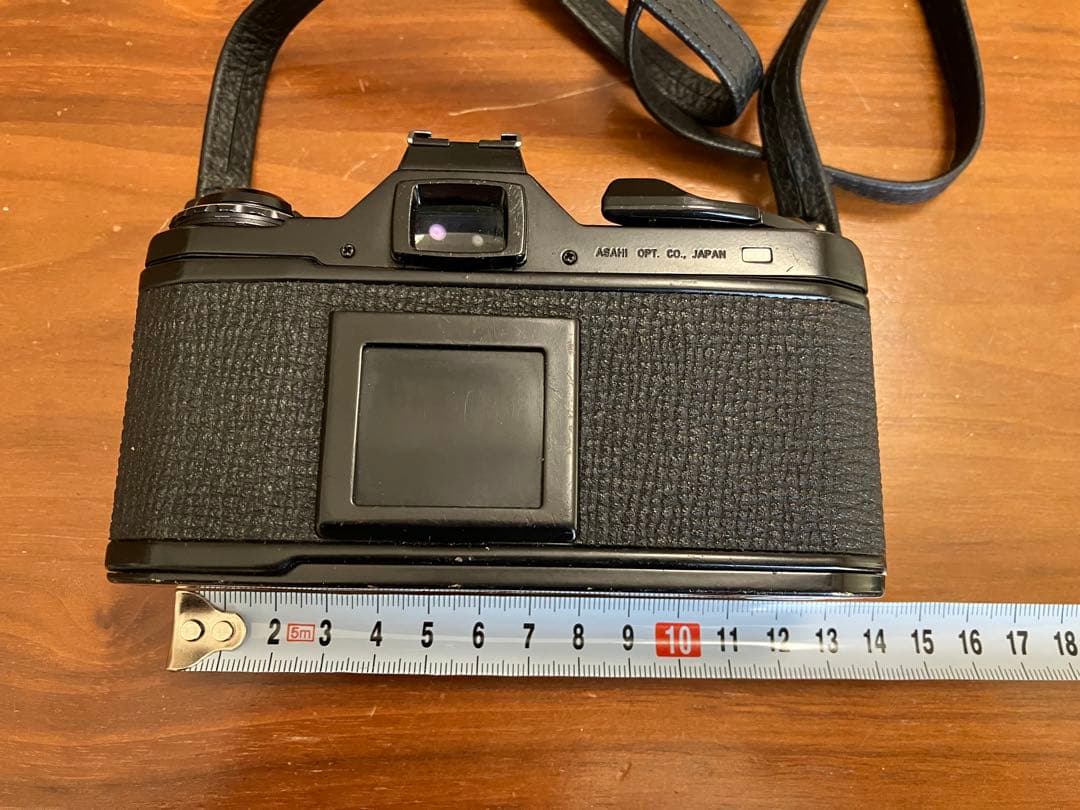 ペンタックスME 一眼レフカメラ　レンズ、ケース、ストラップ付　中古品