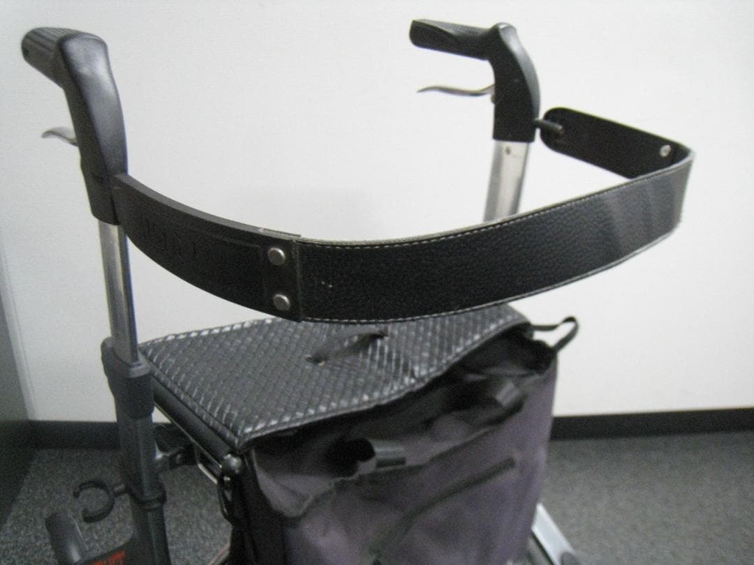 トラストケアウォーカー レッツフライ 歩行車 シルバーカー 竹虎