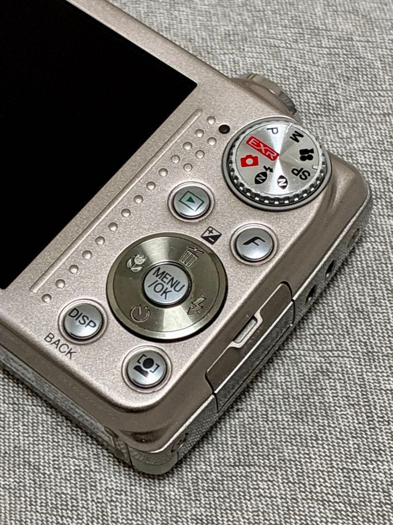 ⭐️極美品⭐️フジフィルム FUJIFILM FINEPIX F80 EXR