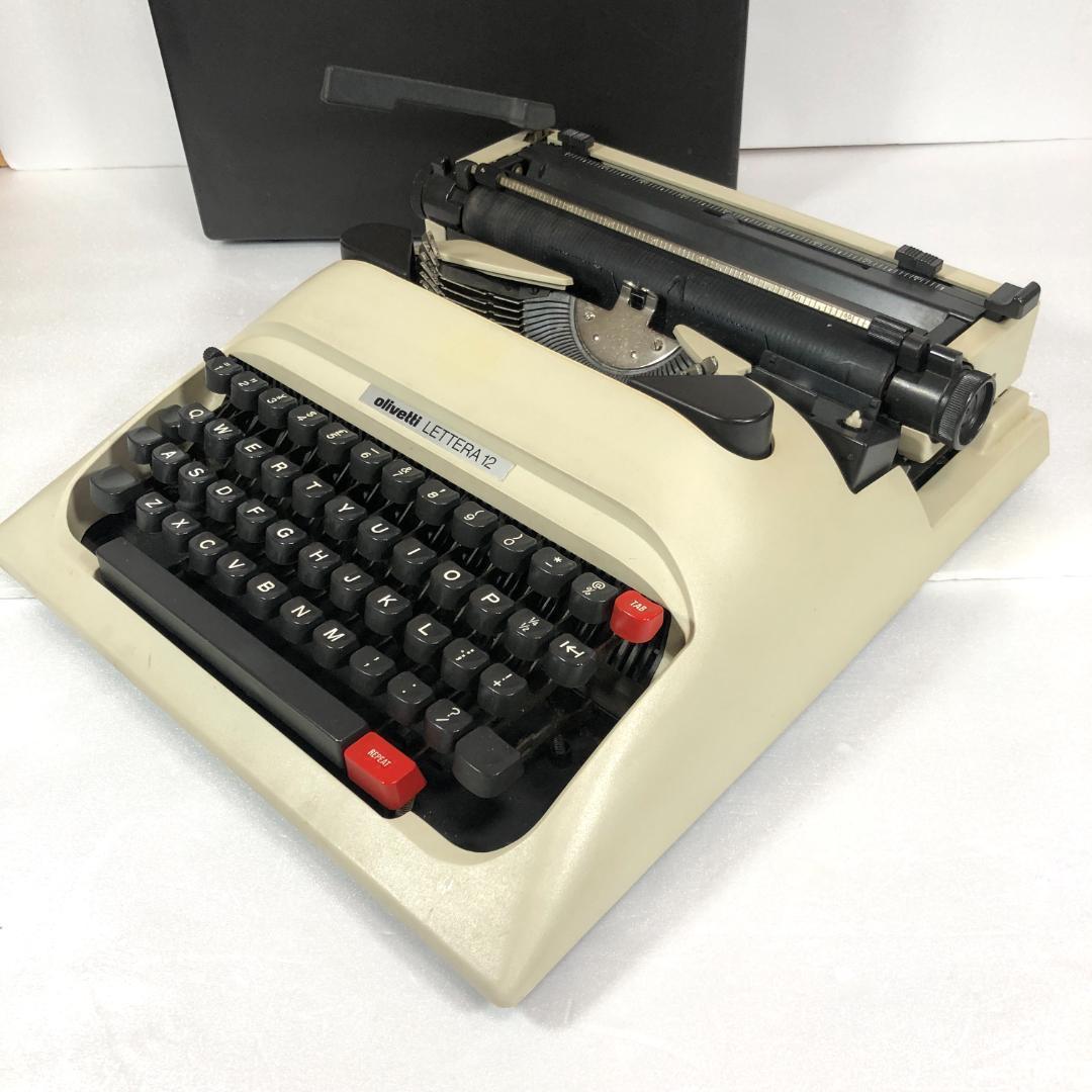 タイプライター オリベッティ 12、ヴィンテージ、動作良好、スペイン製