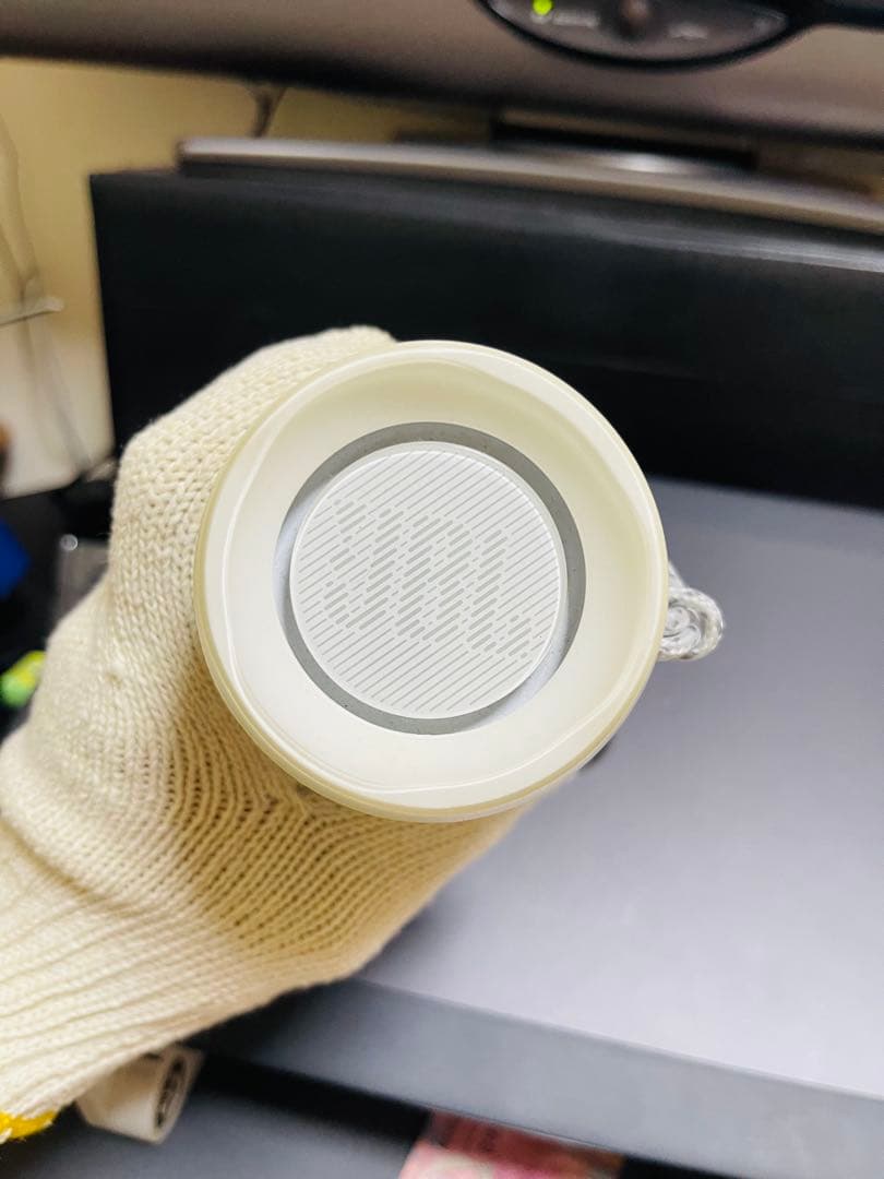 【美品】 JBL FLIP4 ワイヤレススピーカー 白い