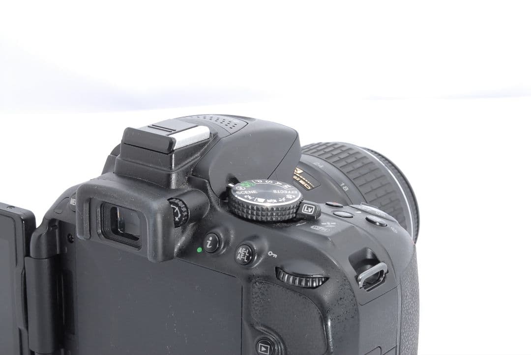 ​【自撮りOK！】Nikon D5300 ★可動式液晶＆WIFI内蔵一眼レフ