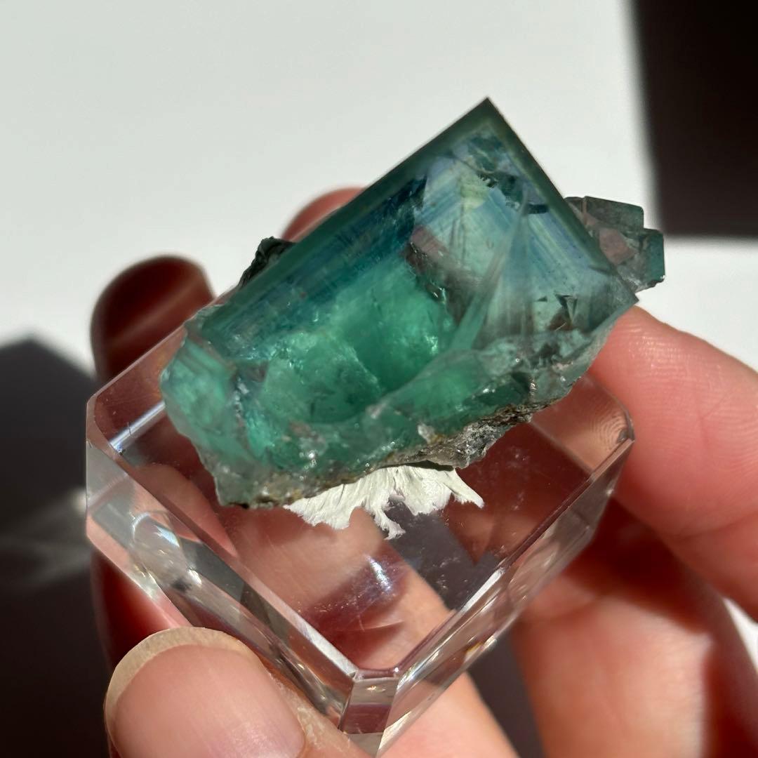 中国 ヤオガンシャン ブルーグリーン フローライト 宝石質 原石 鉱物標本 蛍石
