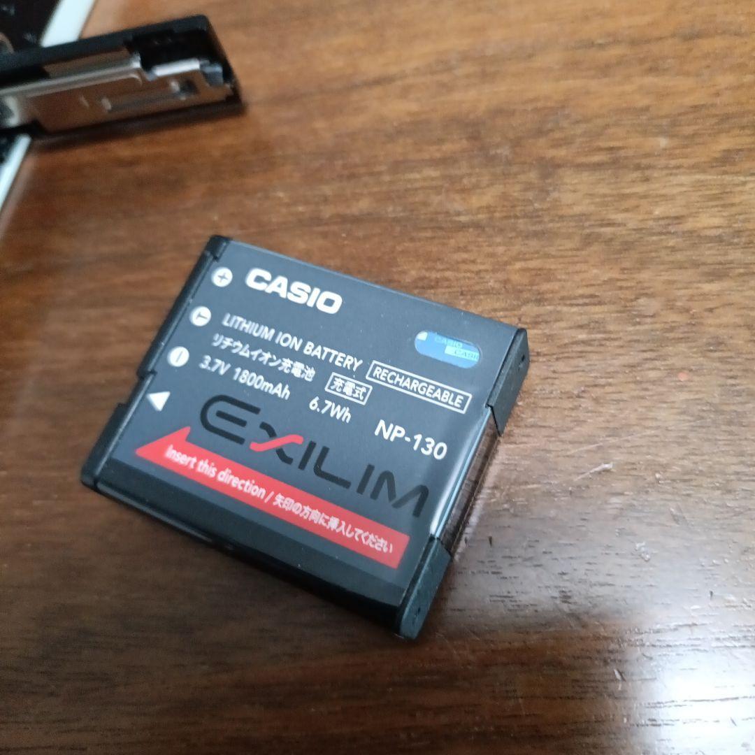 CASIO EXILIM EX-ZR400デジカメ　ジャンク