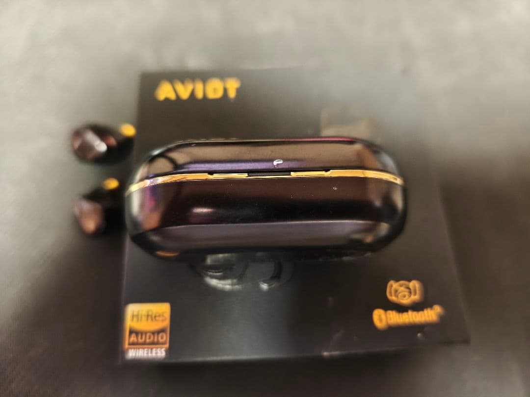 AVIOT ピアホン8