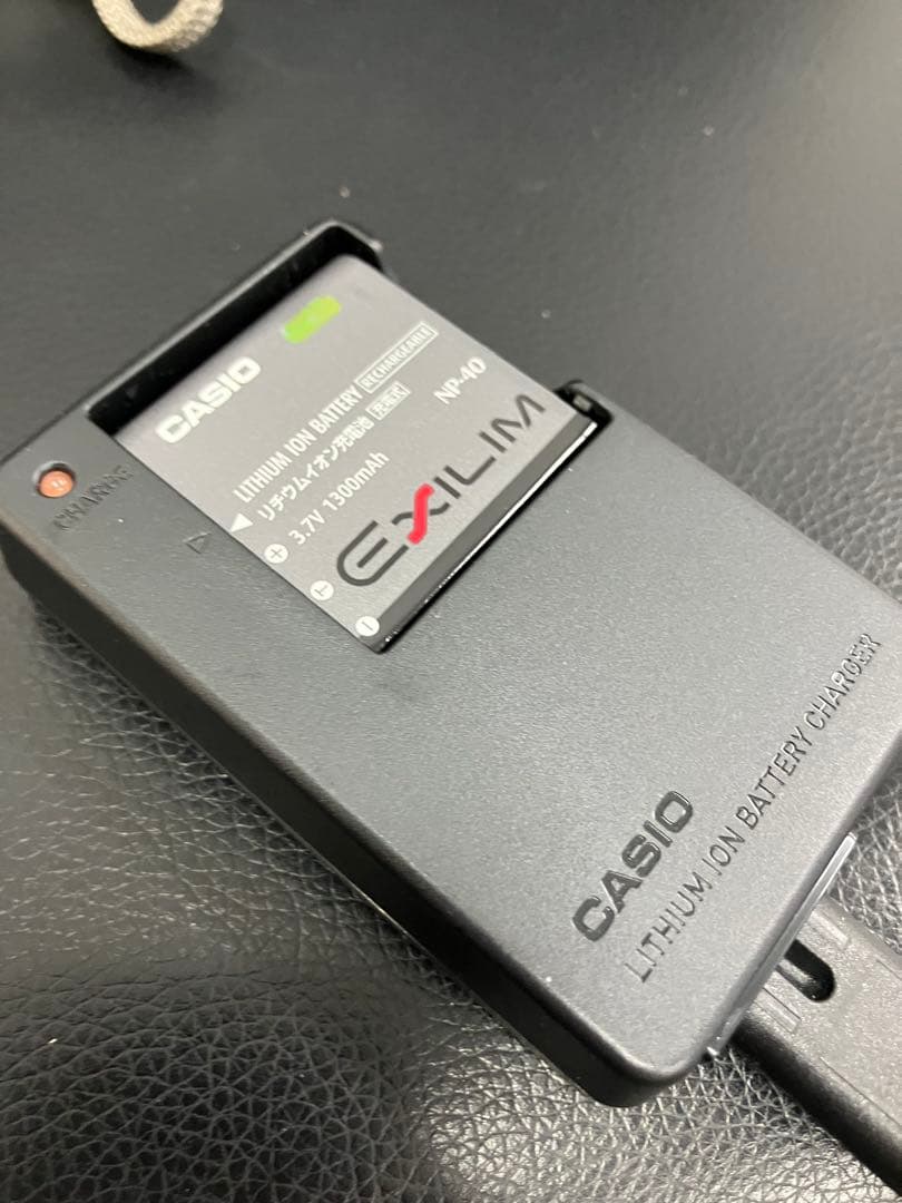 CASIO カシオ　デジカメEXILIM EX-Z1080 コンパクトカメラ